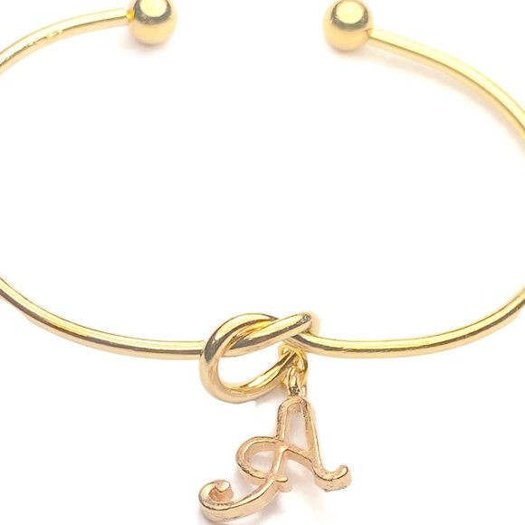Letter knot gold bracelet - Picture 2 of 6